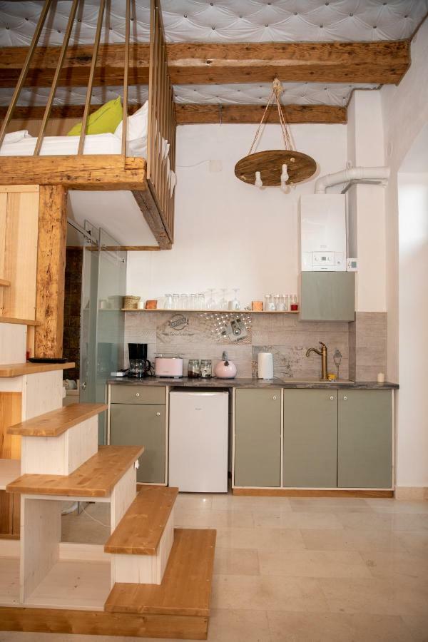 1881 Brasov Old Town - Double Room 외부 사진